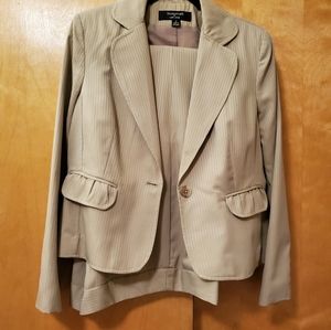 Signature by Larry Levine Pant Suit | Size 10